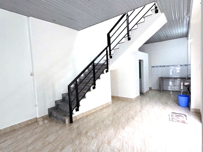 Mặt tiền kinh doanh 2 tầng 52m2 4x13m gần hoàng diệu 2 linh trung thủ đức chỉ 4 tỷ 2
