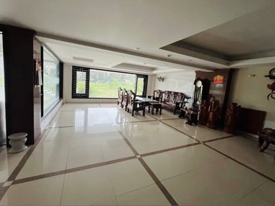 Toà khách sạn sát biển nguyễn tất thành gần mikazuki, 250m2, 6 tầng, 30 phòng, 17.x tỷ 1