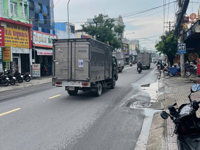 Bán nhà mặt tiền 1 trệt 3 lầu 5x20m giá 10,5 tỷ đường nguyễn ảnh thủ 2