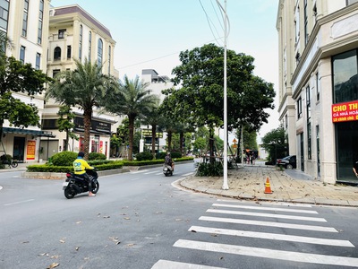 Nhà 7 tầng vạn phúc   đầu tư hôm nay, lãi mai sau 0