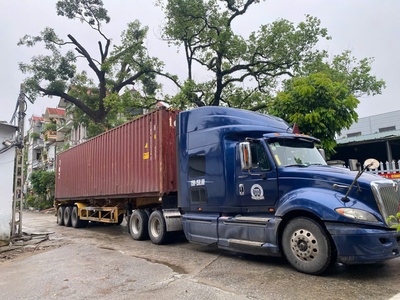 Chính chủ - cho thuê kho 5000m2   có thể chia nhỏ   tại phú thị - gia lâm - hà nội. 0