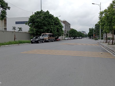 Bán đất trung tâm ngọc thụy   mặt tiền đẹp, vị trí vàng 0