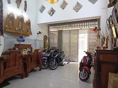 Bán gấp nhà 5 tầng, hẻm lớn cmt8, tb ngang gần 5m mỗi phòng 1 wc   chỉ nhỉnh 10 tỷ 1