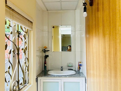 Whole house for rent - Cho thuê nhà nguyên căn 5