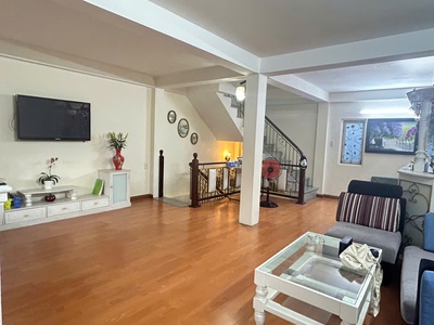 Whole house for rent - Cho thuê nhà nguyên căn 6
