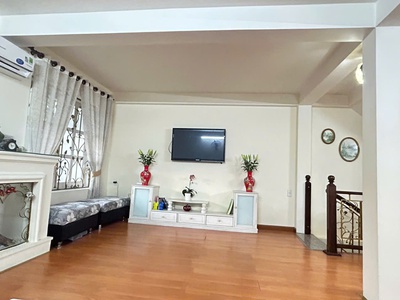 Whole house for rent - Cho thuê nhà nguyên căn 7