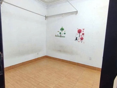 Cho thuê nhà mặt ngõ Đằng Hải , Hải An . Có đồ cơ bản , ô tô đỗ trong sân 1