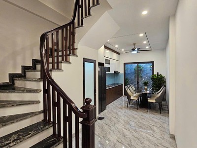 Cổ linh - đối diện aeon mall - nội thất cao cấp - 43m 7.5 tỷ 1