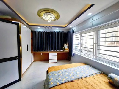 Nhà mới đẹp chủ kẹt vốn đầu tư chốt gấp, 39m2, chỉ 5.6 tỉ, hẻm 73 huỳnh văn bánh 1