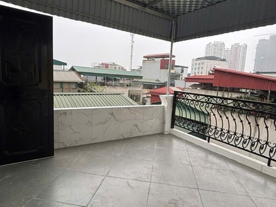 Nhỉnh 6 tỷ nhà 5 tầng 35m giải phóng full nội thất chỉ việc sách vali về ở ngay 4