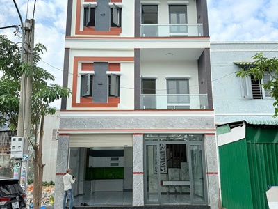 Bán Gấp Nhà Phố Cao Cấp 6x10.83m Tân Đông Hiệp HCM 0