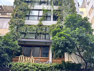 Mặt phố Triệu Việt Vương 135m2 mặt tiền 6.5m 7 tầng 100 tỷ. Đang cho thuê 200tr/th 0