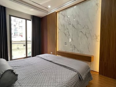 Bán Nhà Ngõ 560 Nguyễn Văn Cừ, Long Biên, 40m2, 7 Tầng, Gara Ô Tô, Thang Máy, full đồ 4