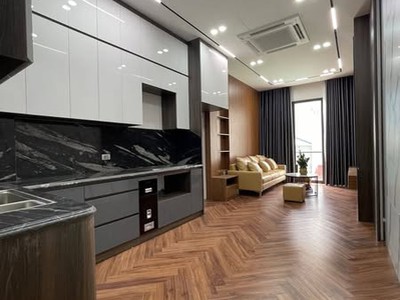 Bán Nhà Ngõ 560 Nguyễn Văn Cừ, Long Biên, 40m2, 7 Tầng, Gara Ô Tô, Thang Máy, full đồ 3