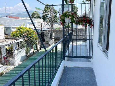 Bán nhanh nhà Vĩnh Thạnh cách 23/10 chỉ 80m 3