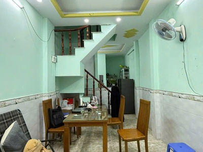 Nhà 1 trệt 1 lầu đường 4m ô tô đỗ cửa tân thới hiệp 21 gần bệnh viện q12 2