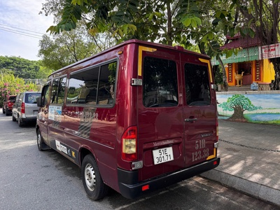 Chính chủ bán xe Mercedes sản xuất năm 2011  0