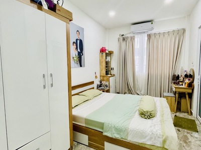 SIÊU NÓNG - QUẬN 10 - NGÃ BẢY LÝ THÁI TỔ, 60m2, hẻm 4m, 3s ra mặt tiền KD sầm uất. 2