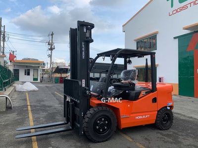 Xe nâng Trung Quốc động cơ Nhật Mitsubishi 0