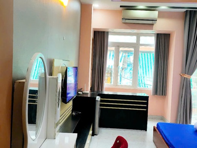 Chdv 3lầu/6pn hẻm 6m cách mặt tiền vài bước chân tạ quang bửu p2q8 0