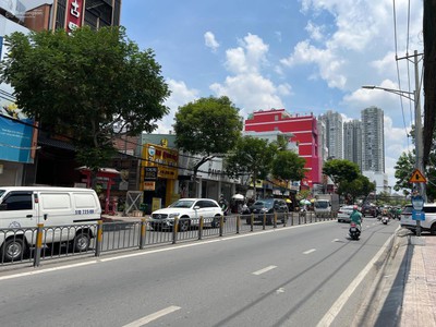 Siêu hiếm đẹp-lô góc 3 mặt tiền kd cực đỉnh lãnh binh thăng 5tầng thang máy 22tỷ nhỉnh 3