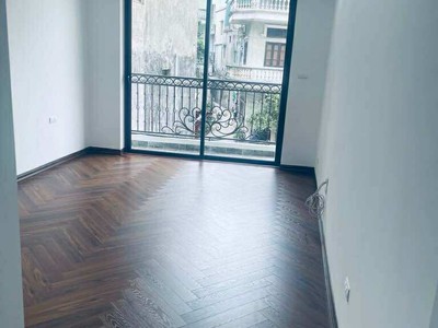 Nhà đẹp mai động, hoàng mai, 5 tầng mới koong, gần ôtô, 35m nhỉnh 6 tỷ 2