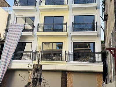 Nhà đẹp mai động, hoàng mai, 5 tầng mới koong, gần ôtô, 35m nhỉnh 6 tỷ 0