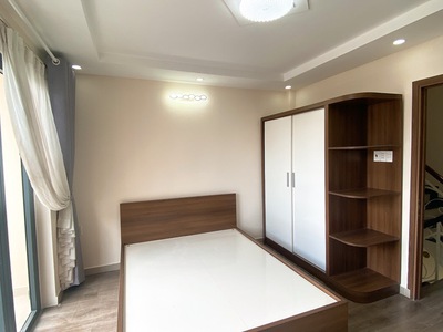  nhà 5 lầu   5pn   ngay âu dương lân - nhỉnh 6 tỷ 4