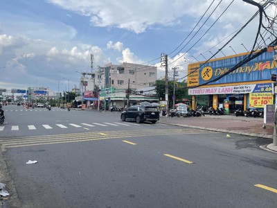  nhà mới vào ở ngay   hẻm xe hơi   gần ngã tư võ văn kiệt   an dương vương   p16, q8 - nhỉnh 5 tỷ 0
