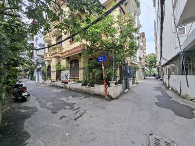 Nhà hoàng như tiếp 21 tỷ 75m ô tô gara thang máy,ngõ thông,long biên 1
