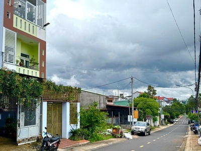 Cần bán nhà đất giá tốt   giảm mạnh từ 1 tỷ 250 triệu còn 1 tỷ 1xx triệu. 0