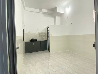 Chính chủ lâu đời   cấp 4 giá tốt   ngay trung tâm dương bá trạc   100.5m    chỉ 10.2 tỷ 1