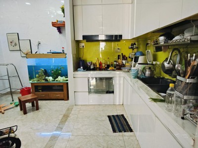 Mặt tiền bùi minh trực ngang 4m5 tặng nội thất 4 tầng mới chỉ 9 tỷ 8 1
