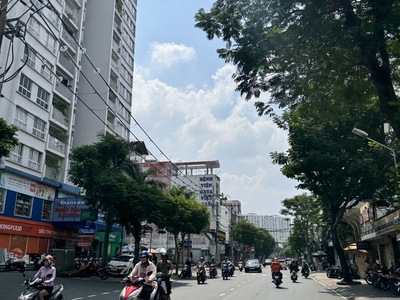 Bàu cát vip   bán đất tặng nhà   ngang 6.5m khủng   dt gần 100m    chỉ 9.5 tỷ. 0