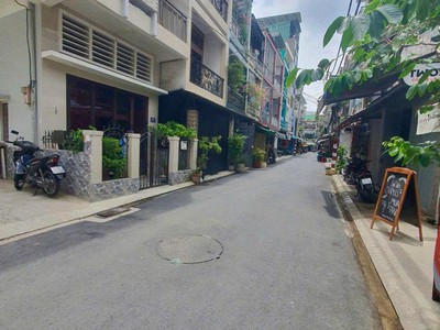 Bán nhà mặt tiền nguyễn thanh tuyền   phường 3, tân bình  4 17  4 tầng 2
