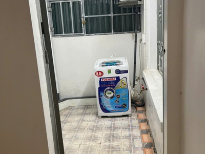 Cho thuê căn hộ tập thể 70 mai động, 60m2 x 2 ngủ, 1 wc. 6.5 triệu 3