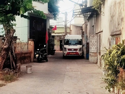 Nhà kiệt 3.5m thẳng thông, 40m ra mt hoàng hoa thám, 52m2, gác lửng, 3.x tỷ 1