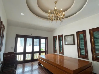 Bán nhà lạc long quân 52m2. 5 tầng. mặt tiền 4.1m. giá 19 tỷ tây hồ hà nội 2