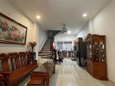 Bán nhà lạc long quân 52m2. 5 tầng. mặt tiền 4.1m. giá 19 tỷ tây hồ hà nội 1