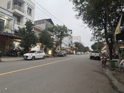 Nhà kiệt   4m sát mt lê duẩn, 128m2, ngang 5.5m, 3 tầng, nhỉnh 7  tỷ 2