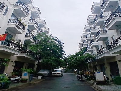Bán nhà hẻm 8m, hà huy giáp, thạnh xuân, quận12, 65m2, 5 tầng, mới coong, 5pn 4