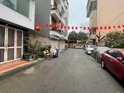 Phú thượng ,tây hồ. chính chủ bán nhà 4 tầng  mói, 81m2, măth tiền 7.6 m, ô tô vào tận nhà... 12.8 0