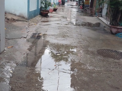 Nhà kiệt 3.5m thẳng thông, 40m ra mt hoàng hoa thám, 52m2, gác lửng, 3.x tỷ 3