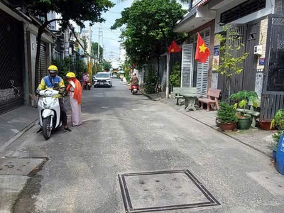 Bán 2 căn nhà cấp 4 hxh trung mỹ tây 1 cách nguyễn ảnh thủ chỉ 100m 0