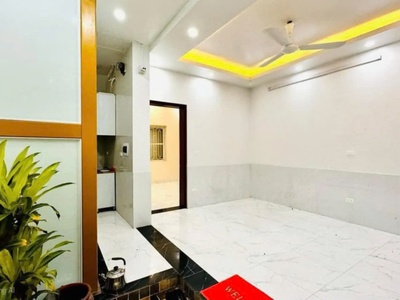 Bán nhanh căn dòng tièn hai bà trưng. 50m x 6t. giá 13,x tỷ 1