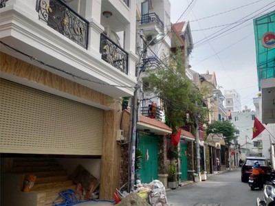 Bán tòa nhà hầm 6 tầng   hồng hà, p.2, tân bình. dt 8x25m, hđ thuê 200tr giá 37tỷ tl 1