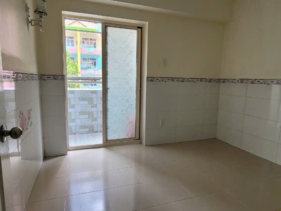 Chính chủ cần bán nhanh căn hộ chung cư bàu cát 2  lô b có thang máy  q. tân bình 3