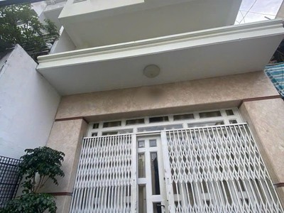 Bán nhà mặt tiền phan văn trị, quận 5. dt 5x20m, 4 tầng, hđ thuê 30tr/tháng giá 14tỷ tl 1
