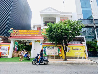 Bán nhà mặt tiền lớn huỳnh lan khanh, p.2, q.tân bình. dt 15x20m, 4tầng giá 108 tỷ 3