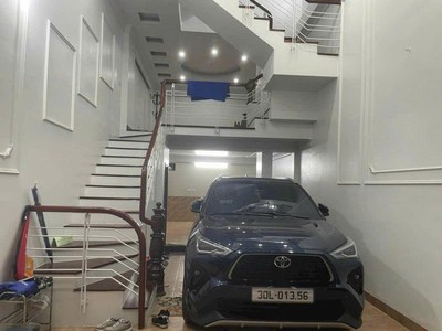 Bán nhà mặt ngõ thái hà- oto tránh- kinh doanh văn phòng đỉnh 3